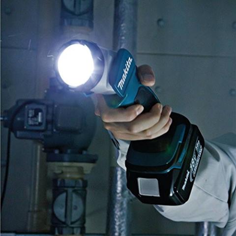 Аккумуляторный фонарь Makita DEADML802_1