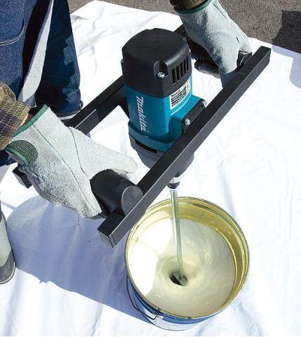 Миксер Makita UT1400_1