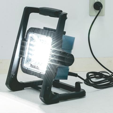 Аккумуляторный фонарь Makita DEADML805_2