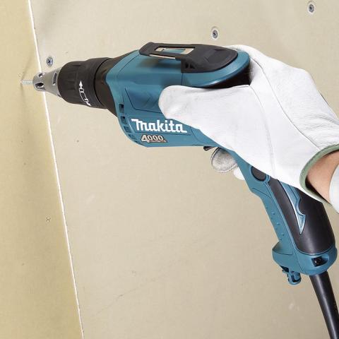 Сетевой шуруповерт Makita FS4000_0