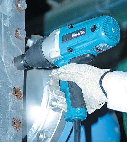 Гайковерт Makita TW0200_1