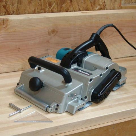 Рубанок Makita KP312S_3