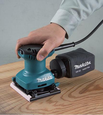 Вибрационная шлифмашина Makita BO4557_1