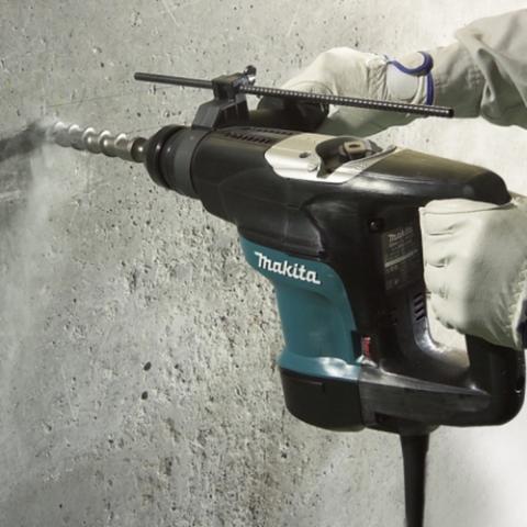 Перфоратор Makita HR 3200 C_2