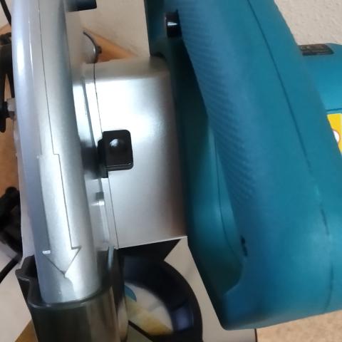Торцовочная пила Makita MLS100N_2