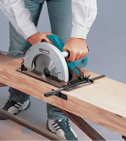 Дисковая пила Makita N5900B_1