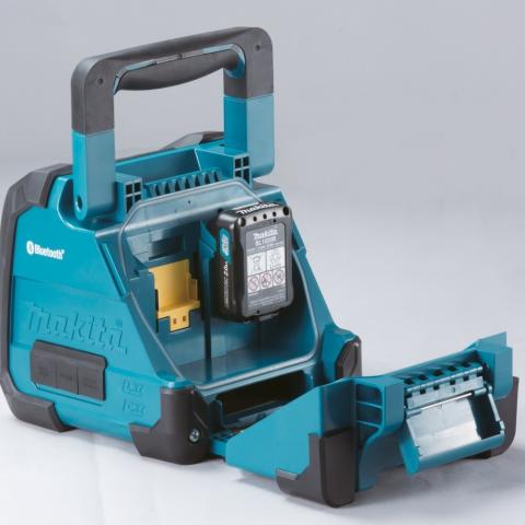 Аккумуляторная колонка Makita DMR200_1