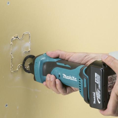 Аккумуляторный ламельный фрезер Makita DCO180Z_1