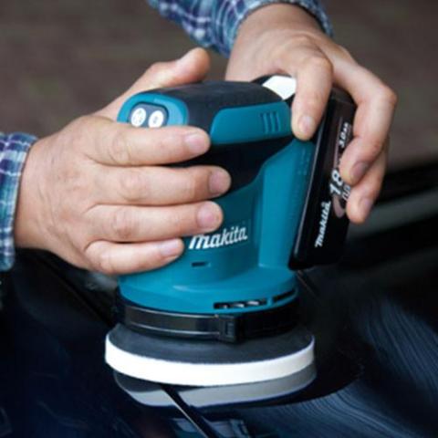Аккумуляторная эксцентриковая шлифмашина Makita DBO180Z_1