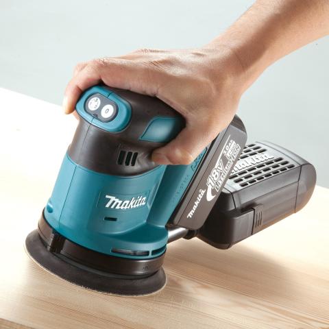 Аккумуляторная эксцентриковая шлифмашина Makita DBO180Z_2