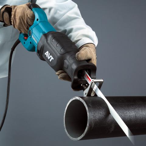 Сабельная пила Makita JR3070CT_1