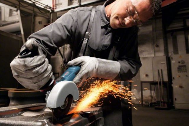 Аккумуляторный пылесос Makita DVC862LZ_2