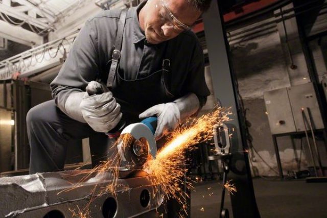 Аккумуляторный пылесос-воздуходувка Makita DVC350Z_2