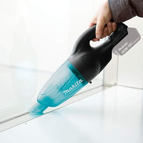 Аккумуляторный пылесос Makita DCL180ZB_6