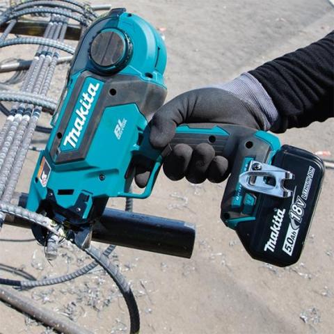Аккумуляторный пистолет для вязки арматуры Makita DTR180ZK_2