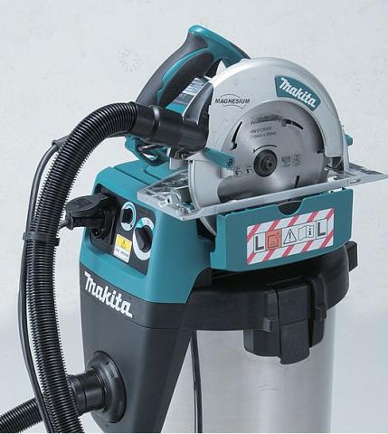 Пылесос Makita VC3210LX1_0