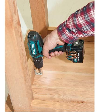 Аккумуляторный шуруповерт Makita DF331DWAE_1