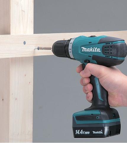 Аккумуляторный шуруповерт Makita DF347DW_0