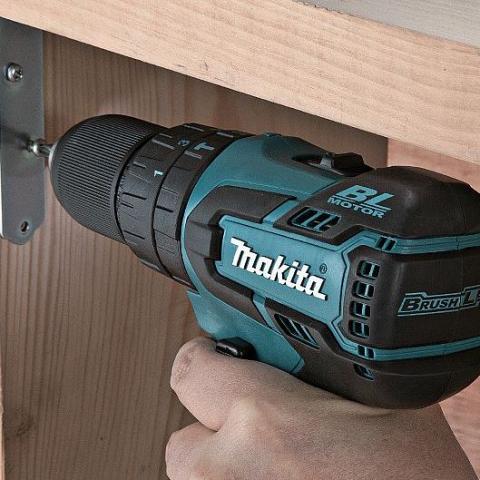 Аккумуляторный ударный шуруповерт Makita DHP459Z_2