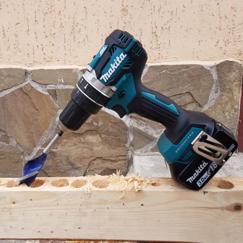 Аккумуляторный ударный шуруповерт Makita DHP484Z_1