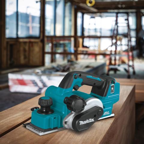 Аккумуляторный рубанок Makita DKP181Z_1