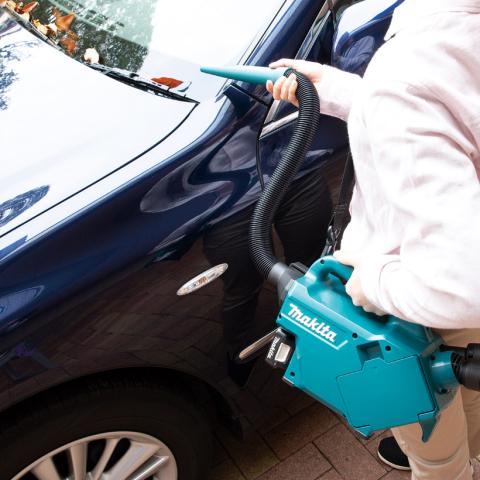 Аккумуляторный пылесос Makita CL121DWA_3