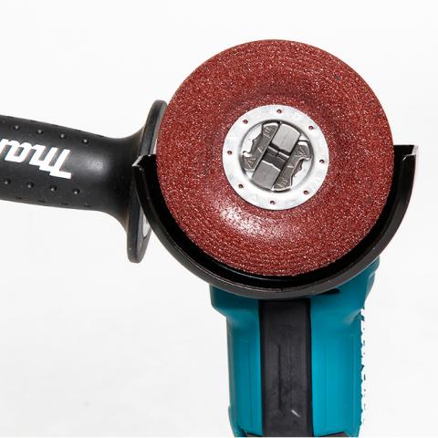 Аккумуляторная болгарка Makita DGA519Z_1