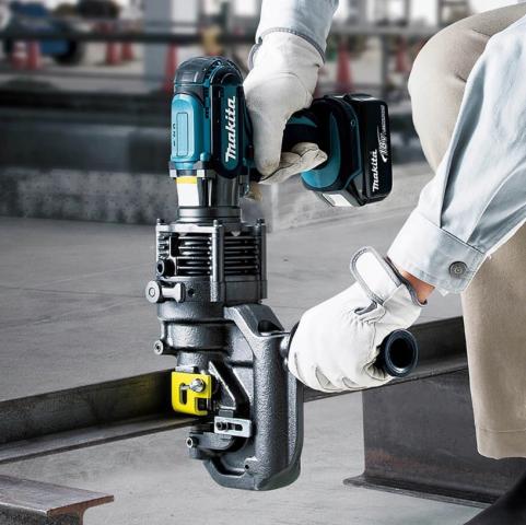 Аккумуляторный штамповочный пресс Makita DPP200ZK_1