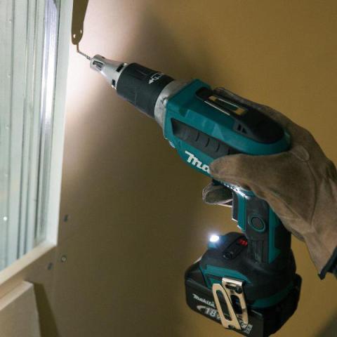 Аккумуляторный шуруповерт для гипсокартоная Makita DFS 452 TJX2_1