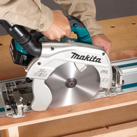 Аккумуляторная дисковая пила Makita DHS 900 ZU_1