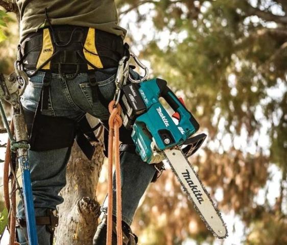 Аккумуляторная цепная пила Makita DUC256PT2_3
