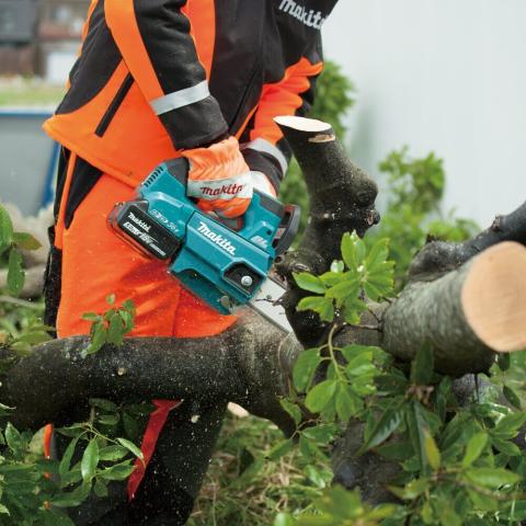 Аккумуляторная цепная пила Makita DUC306PT2_2