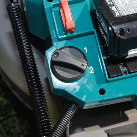 Аккумуляторная газонокосилка Makita DLM530PT4_0