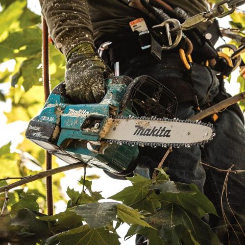 Аккумуляторная цепная пила Makita DUC254RT_2
