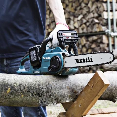 Аккумуляторная цепная пила Makita DUC353RT2_1