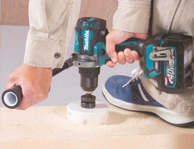 Аккумуляторный ударный шуруповерт Makita HP001GM201_2