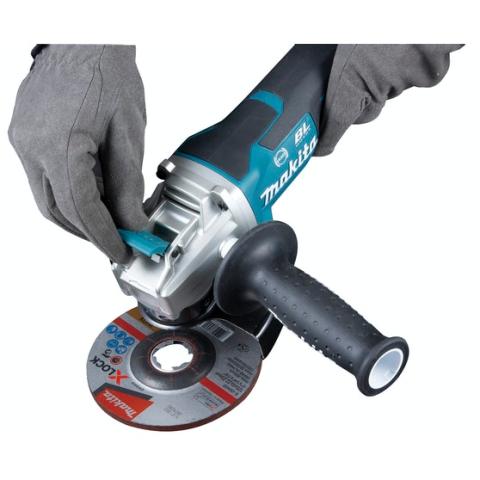 Аккумуляторная болгарка Makita DGA521_2
