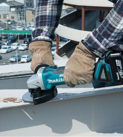 Аккумуляторная болгарка Makita DGA504RFE3_0