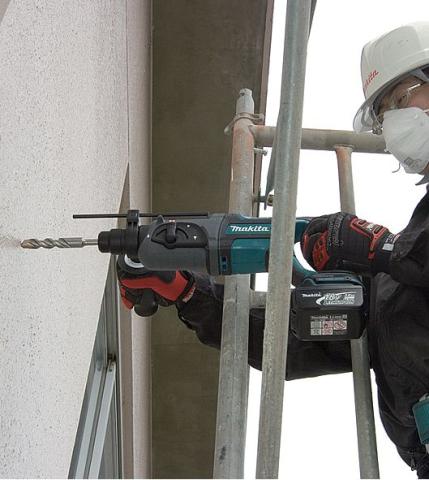 Аккумуляторный перфоратор Makita DHR241RFJ_1