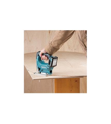 Аккумуляторный лобзик Makita JV101DZ_1
