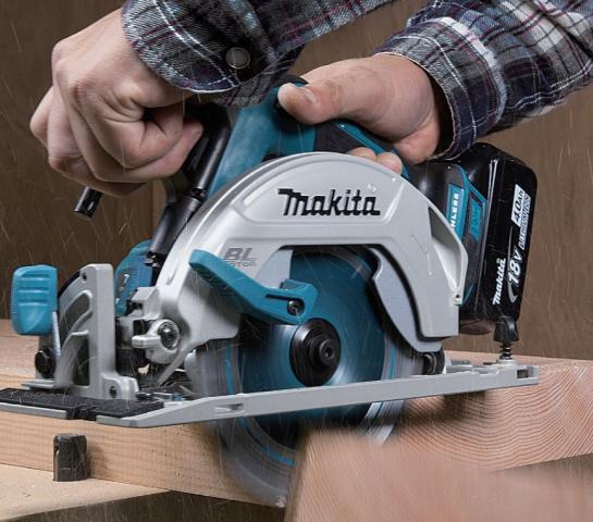 Аккумуляторная дисковая пила Makita DHS680ZJ_2