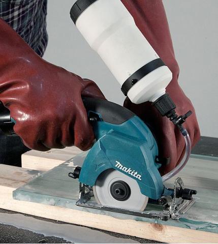 Аккумуляторная алмазная дисковая пила Makita CC300DZ_1