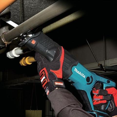 Аккумуляторная сабельная пила Makita DJR181Z_2