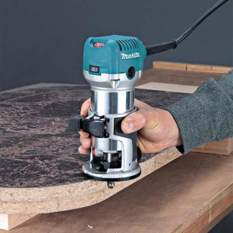 Фрезер Makita RT0700C_2